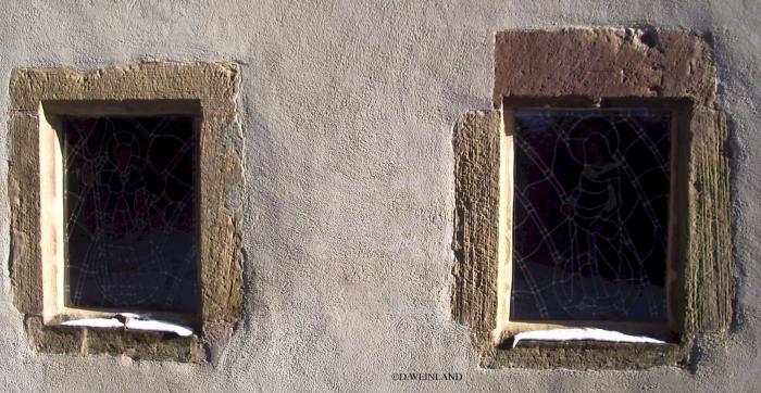 Deux fenêtres Renaissance dans le pignon ouest